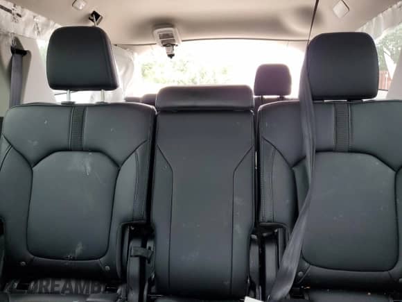 2025 Honda Pilot EX-L z VIN 5FNYG2H45SB024798, wystawiony jako Copart lot #67870725 z przebiegiem 5 927 mil mil oraz Szkoda całkowita • Salvage title. Historia ofert i sprzedaży dostępna na DreamBid. Obrazek 10.