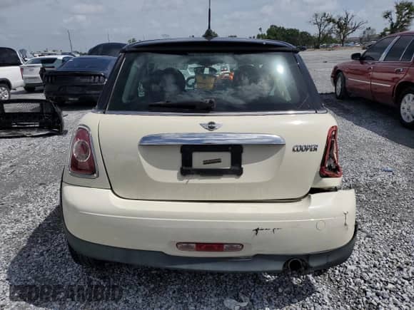 2013 MINI Hardtop with VIN WMWSU3C59DT686532, listed as a Copart auction lot 60481655 with 78,711 mi miles and Salvage title. Bid and sale history available at DreamBid. Image 6.