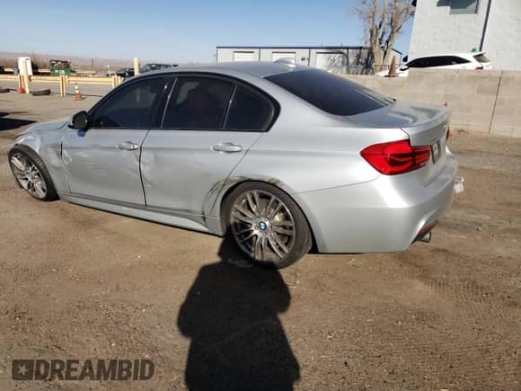 2018 BMW 3 Series 340i xDrive с VIN WBA8B7G54JNU94842, выставлен на аукционе Copart как лот 84202794 с пробегом 66 856 миль миль и Списание • Salvage title. История ставок и продаж доступна на DreamBid. Изображение 2.