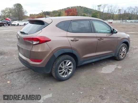 2016 Hyundai Tucson SE с VIN KM8J23A4XGU182855, выставлен на аукционе IAAI как лот 43505992 с пробегом 142 097 миль миль и . История ставок и продаж доступна на DreamBid. Изображение 4.