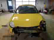 2004 Dodge Neon SXT z VIN 1B3ES56C44D501813, wystawiony jako Copart lot #44321985 z przebiegiem 234 125 mil mil oraz Szkoda całkowita • Salvage title. Historia ofert i sprzedaży dostępna na DreamBid. Obrazek 5.