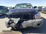 2007 Dodge Dakota z VIN 1D7HW22P57S200738, wystawiony jako Copart lot #72445744 z przebiegiem 141 876 mil mil oraz Szkoda całkowita • Salvage title. Historia ofert i sprzedaży dostępna na DreamBid. Obrazek 5.
