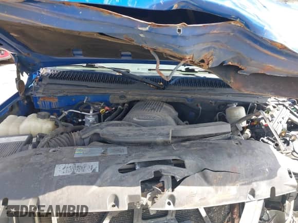 2005 Chevrolet Tahoe LS с VIN 1GNEC13Z05R259286, выставлен на аукционе IAAI как лот 43191939 с пробегом Не указан миль и . История ставок и продаж доступна на DreamBid. Изображение 10.