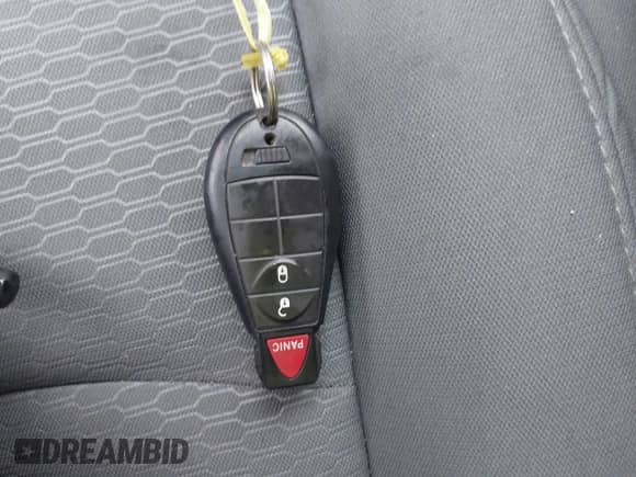 2015 Ram 1500 Express z VIN 1C6RR7KTXFS616399, wystawiony jako IAAI lot #43298636 z przebiegiem 35 406 mil mil oraz . Historia ofert i sprzedaży dostępna na DreamBid. Obrazek 11.