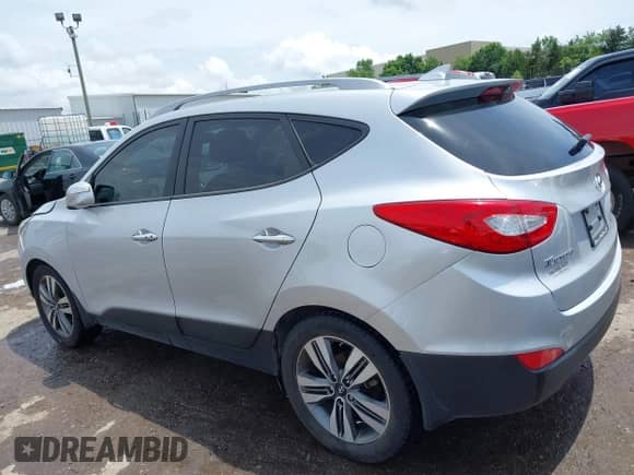 2014 Hyundai Tucson SE with VIN KM8JU3AG0EU843861, listed as a IAAI auction lot 42494217 with 83,697 mi miles and . Bid and sale history available at DreamBid. Image 14.