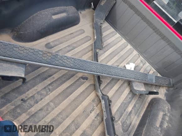 2023 Ram 1500 Big Horn z VIN 1C6SRFBT7PN620356, wystawiony jako IAAI lot #41892108 z przebiegiem 44 824 mil mil oraz . Historia ofert i sprzedaży dostępna na DreamBid. Obrazek 19.