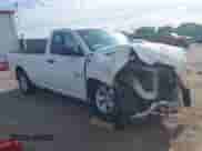 2017 Ram 1500 Tradesman с VIN 3C6JR6DT1HG631873, выставлен на аукционе IAAI как лот 42335575 с пробегом 148 488 миль миль и . История ставок и продаж доступна на DreamBid. Изображение 1.