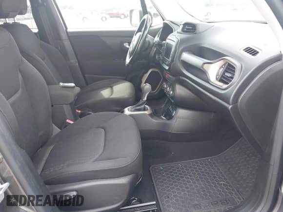 2017 Jeep Renegade Latitude с VIN ZACCJABB7HPF85356, выставлен на аукционе IAAI как лот 43229415 с пробегом 138 236 миль миль и . История ставок и продаж доступна на DreamBid. Изображение 5.