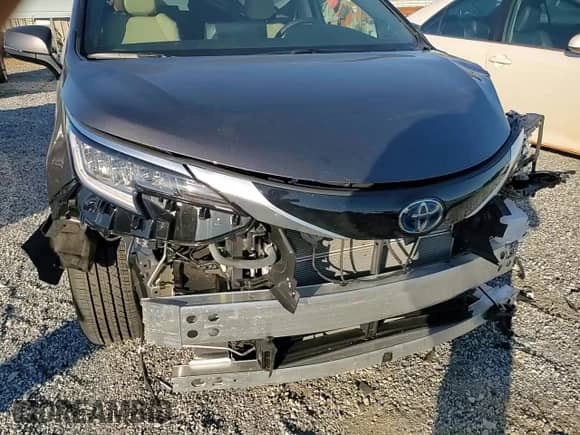 2023 Toyota Sienna Limited z VIN 5TDZRKECXPS178436, wystawiony jako Copart lot #49286705 z przebiegiem 12 622 mil mil oraz Szkoda całkowita • Salvage title. Historia ofert i sprzedaży dostępna na DreamBid. Obrazek 11.