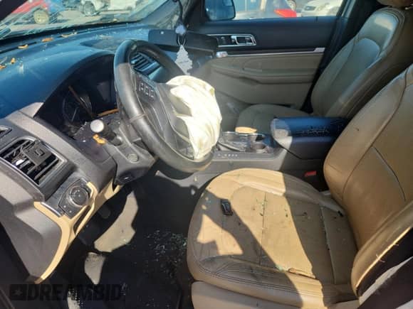 2017 Ford Explorer Limited z VIN 1FM5K7F88HGC33533, wystawiony jako Copart lot #86901325 z przebiegiem Nie podano mil oraz Czysty tytuł • Clean title. Historia ofert i sprzedaży dostępna na DreamBid. Obrazek 7.