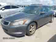 2010 Honda Accord LX z VIN 1HGCP2F32AA174607, wystawiony jako IAAI lot #43354547 z przebiegiem 264 503 mil mil oraz . Historia ofert i sprzedaży dostępna na DreamBid. Obrazek 2.