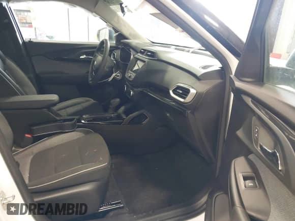 2023 Chevrolet TrailBlazer LS with VIN KL79MNSL4PB049987, listed as a IAAI auction lot 41549736 with 27,012 mi miles and . Bid and sale history available at DreamBid. Image 5.