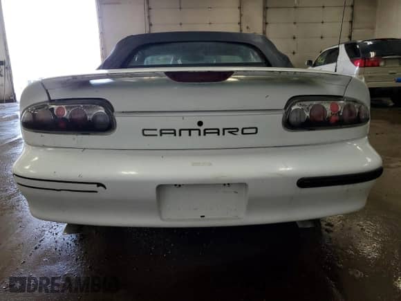 2000 Chevrolet Camaro z VIN 2G1FP32K3Y2148572, wystawiony jako Copart lot #43952864 z przebiegiem Nie podano mil oraz Szkoda całkowita • Salvage title. Historia ofert i sprzedaży dostępna na DreamBid. Obrazek 6.