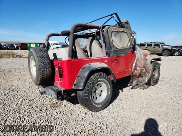 2001 Jeep Wrangler SE with VIN 1J4FA29P31P332021, listed as a Copart auction lot 91076825 with Not provided miles and Clean title. Bid and sale history available at DreamBid. Image 3.