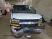 2019 Chevrolet Express Passenger LT с VIN 1GAZGPFG2K1264794, выставлен на аукционе Copart как лот 80085085 с пробегом 76 561 миль миль и Списание • Salvage title. История ставок и продаж доступна на DreamBid. Изображение 5.