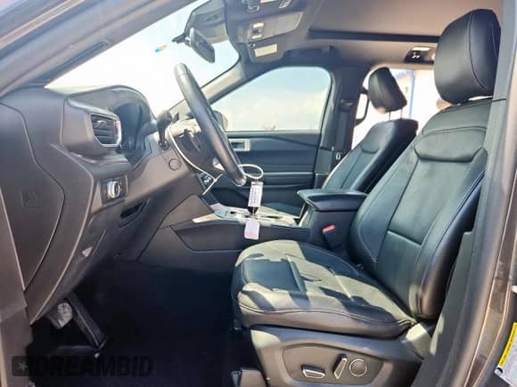 2020 Ford Explorer Limited z VIN 1FMSK7FH4LGC34500, wystawiony jako Copart lot #81243125 z przebiegiem 40 372 mil mil oraz Czysty tytuł • Clean title. Historia ofert i sprzedaży dostępna na DreamBid. Obrazek 7.