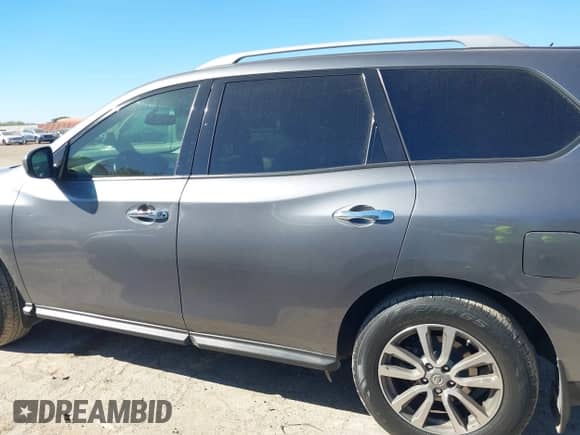 2016 Nissan Pathfinder S с VIN 5N1AR2MNXGC624565, выставлен на аукционе IAAI как лот 41213601 с пробегом 109 603 миль миль и . История ставок и продаж доступна на DreamBid. Изображение 14.