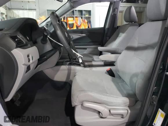 2019 Honda Pilot LX с VIN 5FNYF6H11KB032283, выставлен на аукционе Copart как лот 84741055 с пробегом 67 260 миль миль и Списание • Salvage title. История ставок и продаж доступна на DreamBid. Изображение 7.