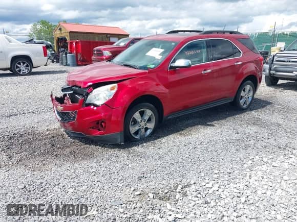 2015 Chevrolet Equinox LT z VIN 2GNFLFE30F6116118, wystawiony jako IAAI lot #42255499 z przebiegiem 122 361 mil mil oraz . Historia ofert i sprzedaży dostępna na DreamBid. Obrazek 2.
