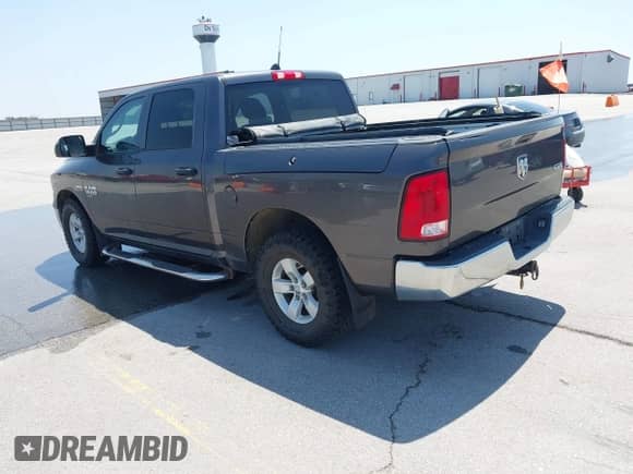 2021 Ram 1500 SSV z VIN 1C6RR7XT1MS507738, wystawiony jako IAAI lot #42733783 z przebiegiem 131 302 mil mil oraz . Historia ofert i sprzedaży dostępna na DreamBid. Obrazek 3.