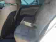 2017 Hyundai Elantra Value Edition z VIN 5NPD84LF0HH001522, wystawiony jako Copart lot #84158985 z przebiegiem 151 387 mil mil oraz Czysty tytuł • Clean title. Historia ofert i sprzedaży dostępna na DreamBid. Obrazek 10.