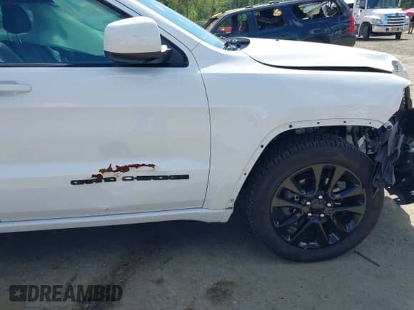 2020 Jeep Grand Cherokee Laredo E with VIN 1C4RJFAG5LC112072, listed as a IAAI auction lot 43080896 with 56,715 mi miles and . Bid and sale history available at DreamBid. Image 18.