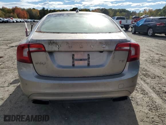 2014 Volvo S60 T5 с VIN YV1612FS9E1288916, выставлен на аукционе Copart как лот 86238445 с пробегом 137 929 миль миль и Чистый • Clean title. История ставок и продаж доступна на DreamBid. Изображение 6.