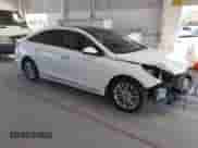 2015 Hyundai Sonata Sport с VIN 5NPE34AF7FH027974, выставлен на аукционе IAAI как лот 43286382 с пробегом 173 453 миль миль и . История ставок и продаж доступна на DreamBid. Изображение 1.