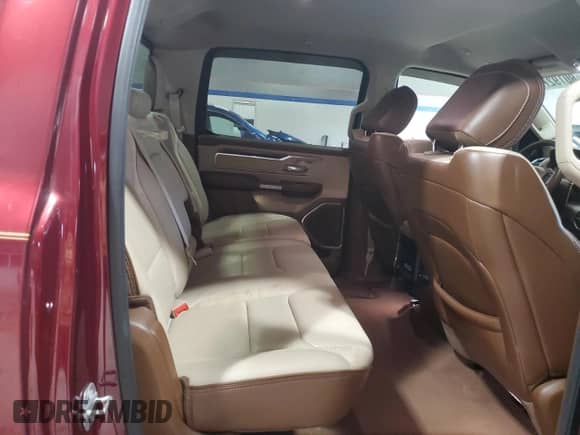 2019 Ram 1500 Laramie z VIN 1C6SRFJT5KN775255, wystawiony jako Copart lot #80192725 z przebiegiem 104 195 mil mil oraz Szkoda całkowita • Salvage title. Historia ofert i sprzedaży dostępna na DreamBid. Obrazek 10.