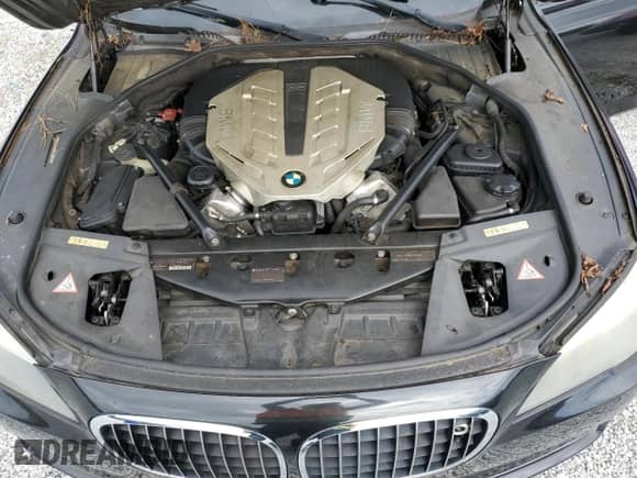 2010 BMW 7 Series 750Li xDrive with VIN WBAKC8C5XAC430086, listed as a Copart auction lot 82273775 with 115,192 mi miles and Clean title. Bid and sale history available at DreamBid. Image 11.