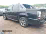 2007 Chevrolet Avalanche 2LT z VIN 3GNEC12J27G196433, wystawiony jako IAAI lot #42361795 z przebiegiem 186 808 mil mil oraz . Historia ofert i sprzedaży dostępna na DreamBid. Obrazek 3.