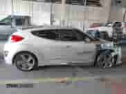 2013 Hyundai Veloster Turbo с VIN KMHTC6AEXDU145719, выставлен на аукционе IAAI как лот 43144474 с пробегом 51 191 миль миль и . История ставок и продаж доступна на DreamBid. Изображение 13.