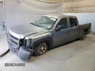 2012 Chevrolet Silverado 1500 Work Truck z VIN 1GCPKPE72CF186830, wystawiony jako Copart lot #65955555 z przebiegiem 98 479 mil mil oraz Szkoda całkowita • Salvage title. Historia ofert i sprzedaży dostępna na DreamBid. Obrazek 1.