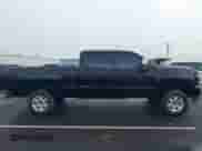 2017 Chevrolet Silverado 1500 LT с VIN 1GCUKREC1HF117744, выставлен на аукционе IAAI как лот 41091255 с пробегом 61 984 миль миль и . История ставок и продаж доступна на DreamBid. Изображение 13.