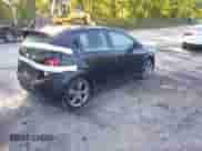 2013 Chevrolet Sonic RS z VIN 1G1JH6SB9D4176972, wystawiony jako IAAI lot #42191316 z przebiegiem 85 102 mil mil oraz . Historia ofert i sprzedaży dostępna na DreamBid. Obrazek 4.