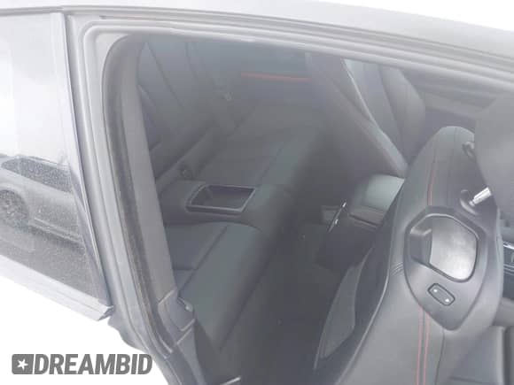 2014 BMW 4 Series 435i xDrive z VIN WBA3R5C59EK186119, wystawiony jako IAAI lot #41968020 z przebiegiem 97 187 mil mil oraz . Historia ofert i sprzedaży dostępna na DreamBid. Obrazek 8.