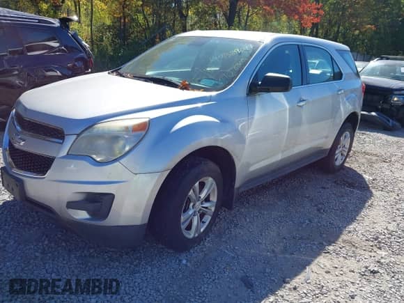 2013 Chevrolet Equinox LS z VIN 2GNALBEK6D1200044, wystawiony jako IAAI lot #43389097 z przebiegiem 87 642 mil mil oraz . Historia ofert i sprzedaży dostępna na DreamBid. Obrazek 2.