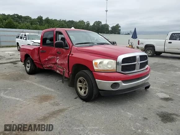 2006 Dodge 1500 SLT z VIN 1D7HA18NX6J111427, wystawiony jako Copart lot #70846545 z przebiegiem 151 569 mil mil oraz Szkoda całkowita • Salvage title. Historia ofert i sprzedaży dostępna na DreamBid. Obrazek 13.