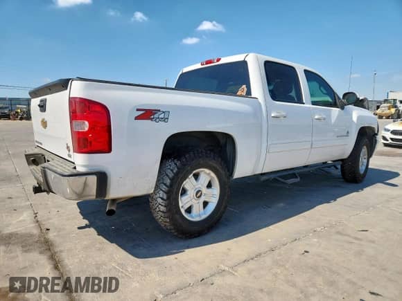 2013 Chevrolet Silverado 1500 LTZ z VIN 3GCPKTE79DG245753, wystawiony jako Copart lot #85829525 z przebiegiem 165 504 mil mil oraz Szkoda całkowita • Salvage title. Historia ofert i sprzedaży dostępna na DreamBid. Obrazek 3.