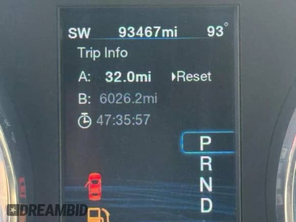 2012 Chrysler 300 Limited z VIN 2C3CCACG7CH243246, wystawiony jako Copart lot #91070925 z przebiegiem 93 469 mil mil oraz Czysty tytuł • Clean title. Historia ofert i sprzedaży dostępna na DreamBid. Obrazek 8.