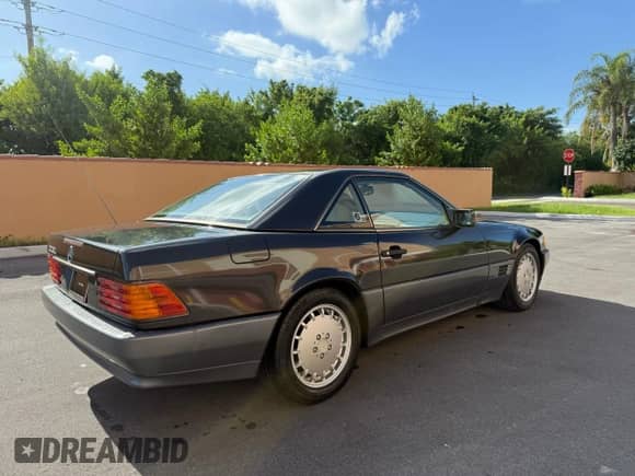 1991 Mercedes-Benz 300 с VIN WDBFA61E6MF018332, выставлен на аукционе Copart как лот 80143855 с пробегом 62 020 миль миль и Чистый • Clean title. История ставок и продаж доступна на DreamBid. Изображение 4.