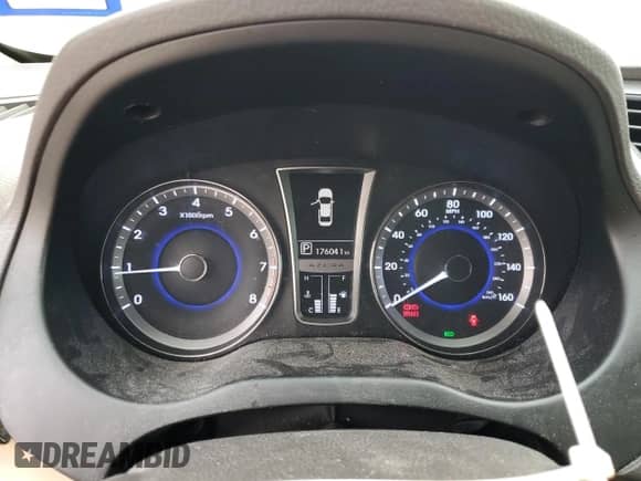 2013 Hyundai Azera с VIN KMHFH4JG6DA231521, выставлен на аукционе Copart как лот 50327805 с пробегом 176 041 миль миль и Списание • Salvage title. История ставок и продаж доступна на DreamBid. Изображение 9.