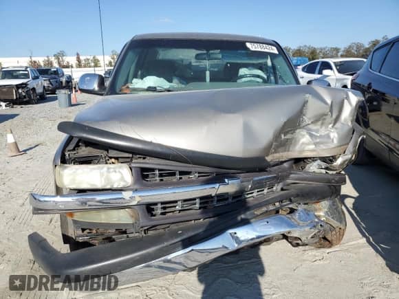2000 Chevrolet Silverado 1500 LS with VIN 1GCEC14T5YZ155898, listed as a Copart auction lot 75788424 with 197,387 mi miles and Salvage title. Bid and sale history available at DreamBid. Image 5.