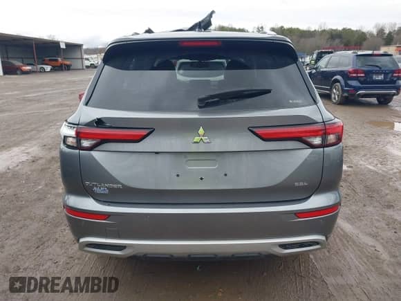 2023 Mitsubishi Outlander SEL z VIN JA4J4VA87PZ044314, wystawiony jako IAAI lot #41259803 z przebiegiem 31 927 mil mil oraz . Historia ofert i sprzedaży dostępna na DreamBid. Obrazek 16.
