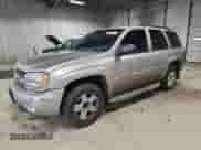 2002 Chevrolet TrailBlazer LTZ z VIN 1GNDT13S022448460, wystawiony jako Copart lot #86707815 z przebiegiem 254 307 mil mil oraz Nie do naprawy • Non repairable. Historia ofert i sprzedaży dostępna na DreamBid. Obrazek 1.