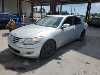 2011 Hyundai Genesis with VIN KMHGC4DF3BU132284, listed as a Copart auction lot 68530125 with 156,377 mi miles and Salvage title. Bid and sale history available at DreamBid. Image 1.