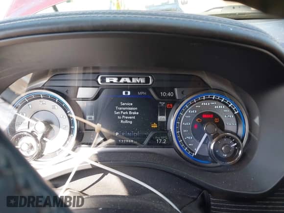 2020 Ram 1500 Limited z VIN 1C6RREHT3LN319285, wystawiony jako IAAI lot #42399428 z przebiegiem 132 969 mil mil oraz . Historia ofert i sprzedaży dostępna na DreamBid. Obrazek 7.