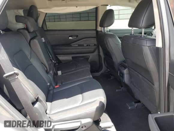 2024 Nissan Pathfinder SL с VIN 5N1DR3CA5RC309886, выставлен на аукционе Copart как лот 56971355 с пробегом 6 682 миль миль и Списание • Salvage title. История ставок и продаж доступна на DreamBid. Изображение 11.