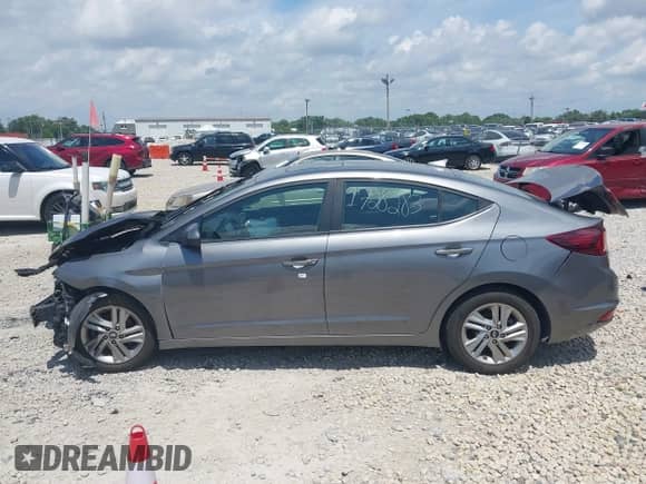 2020 Hyundai Elantra SEL z VIN 5NPD84LF9LH531447, wystawiony jako IAAI lot #42727098 z przebiegiem 127 866 mil mil oraz . Historia ofert i sprzedaży dostępna na DreamBid. Obrazek 14.