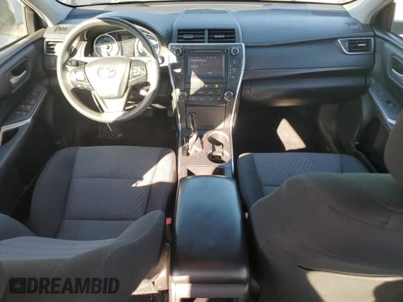 2017 Toyota Camry SE z VIN 4T1BF1FK8HU752163, wystawiony jako Copart lot #87469515 z przebiegiem 118 084 mil mil oraz Szkoda całkowita • Salvage title. Historia ofert i sprzedaży dostępna na DreamBid. Obrazek 8.